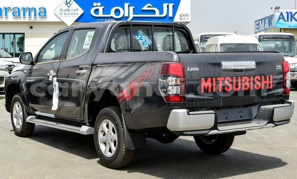 Acheter Import Voiture Mitsubishi L200 Noir à Import - Dubai, Zambie Acheter Import Voiture Mitsubishi L200 Noir à Import - Dubai, Zambie