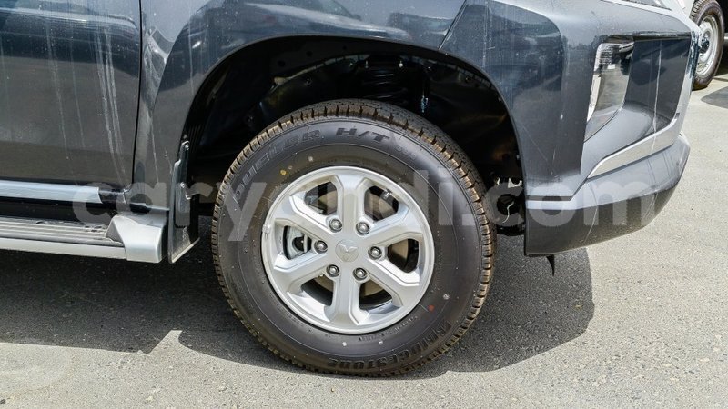 Big with watermark mitsubishi l200 zambia import dubai 11261