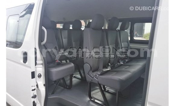 Buy Import Toyota Hiace White Car in Import - Dubai in Zambia Buy Import Toyota Hiace White Car in Import - Dubai in Zambia