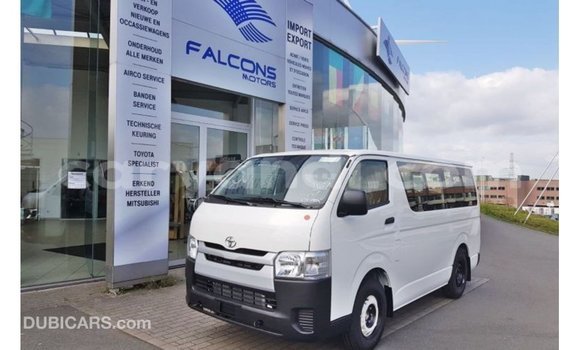 Buy Import Toyota Hiace White Car in Import - Dubai in Zambia Buy Import Toyota Hiace White Car in Import - Dubai in Zambia