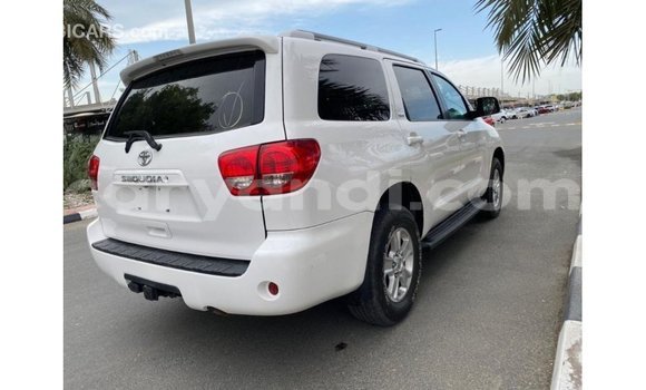 Acheter Import Voiture Toyota Sequoia Blanc à Import - Dubai, Zambie Acheter Import Voiture Toyota Sequoia Blanc à Import - Dubai, Zambie