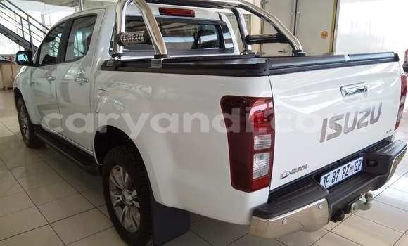 Acheter Occasion Voiture Isuzu D–MAX Blanc à Lusaka, Zambie Acheter Occasion Voiture Isuzu D–MAX Blanc à Lusaka, Zambie