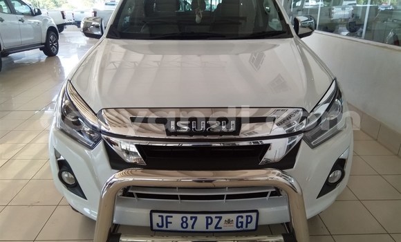 Acheter Occasion Voiture Isuzu D–MAX Blanc à Lusaka, Zambie Acheter Occasion Voiture Isuzu D–MAX Blanc à Lusaka, Zambie