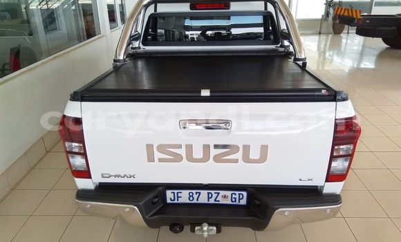 Acheter Occasion Voiture Isuzu D–MAX Blanc à Lusaka, Zambie Acheter Occasion Voiture Isuzu D–MAX Blanc à Lusaka, Zambie
