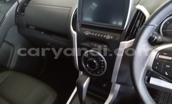 Acheter Occasion Voiture Isuzu D–MAX Blanc à Lusaka, Zambie Acheter Occasion Voiture Isuzu D–MAX Blanc à Lusaka, Zambie