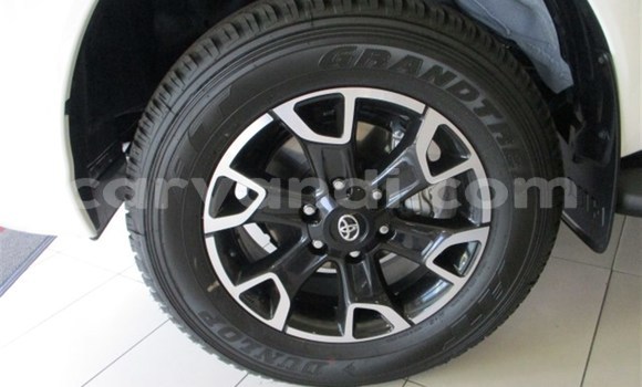 Tenga Tsaru Toyota Hilux Chena Mota in Lusaka in Zambia Tenga Tsaru Toyota Hilux Chena Mota in Lusaka in Zambia