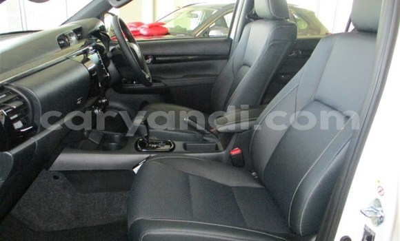 Tenga Tsaru Toyota Hilux Chena Mota in Lusaka in Zambia Tenga Tsaru Toyota Hilux Chena Mota in Lusaka in Zambia