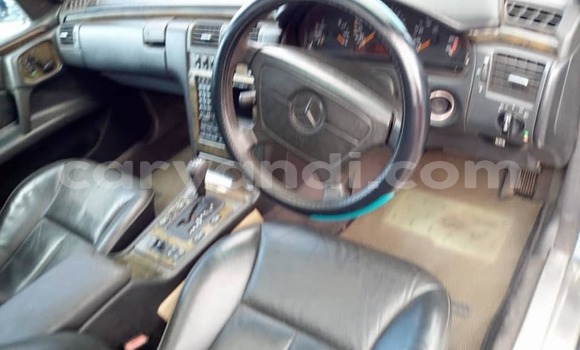 Tenga Tsaru Mercedes‒Benz E–Class Nhema Mota in Lusaka in Zambia Tenga Tsaru Mercedes‒Benz E–Class Nhema Mota in Lusaka in Zambia