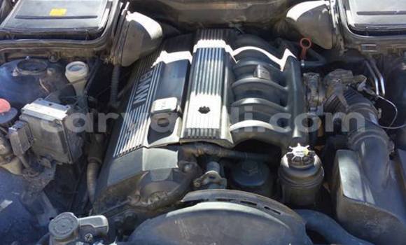 Acheter Occasion Voiture BMW 5–Series Noir à Lusaka, Zambie Acheter Occasion Voiture BMW 5–Series Noir à Lusaka, Zambie