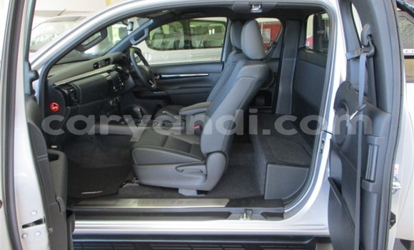 Tenga Tsaru Toyota Hilux Sirivha Mota in Import - Dubai in Zambia Tenga Tsaru Toyota Hilux Sirivha Mota in Import - Dubai in Zambia