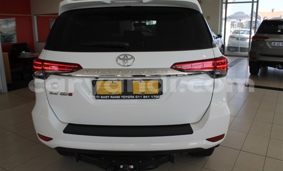 Tenga Tsaru Toyota Fortuner Chena Mota in Import - Dubai in Zambia Tenga Tsaru Toyota Fortuner Chena Mota in Import - Dubai in Zambia