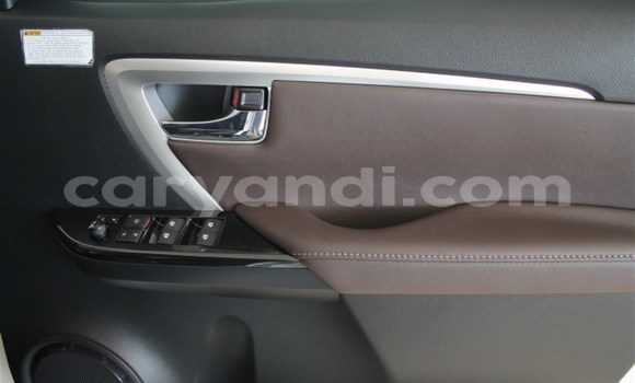 Tenga Tsaru Toyota Fortuner Chena Mota in Import - Dubai in Zambia Tenga Tsaru Toyota Fortuner Chena Mota in Import - Dubai in Zambia