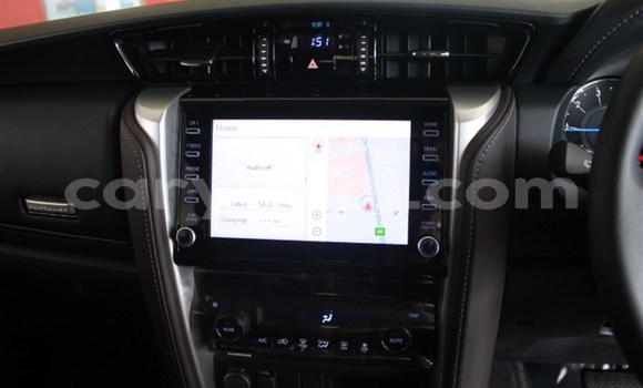 Tenga Tsaru Toyota Fortuner Chena Mota in Import - Dubai in Zambia Tenga Tsaru Toyota Fortuner Chena Mota in Import - Dubai in Zambia