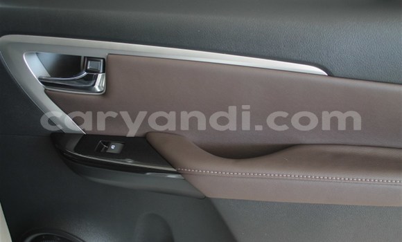 Tenga Tsaru Toyota Fortuner Chena Mota in Import - Dubai in Zambia Tenga Tsaru Toyota Fortuner Chena Mota in Import - Dubai in Zambia