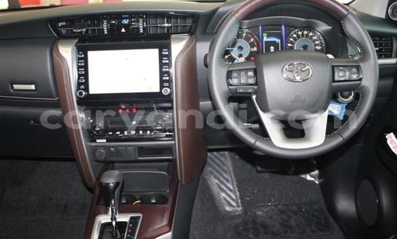 Tenga Tsaru Toyota Fortuner Chena Mota in Import - Dubai in Zambia Tenga Tsaru Toyota Fortuner Chena Mota in Import - Dubai in Zambia