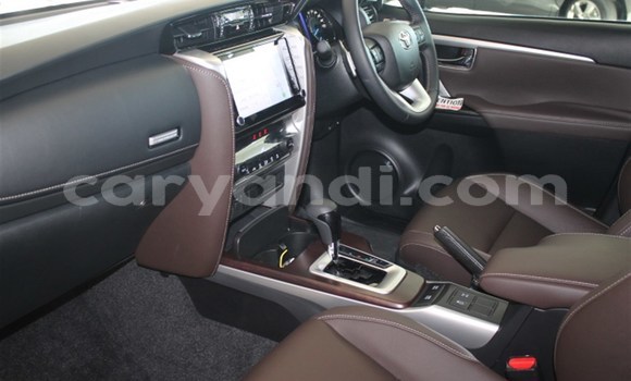 Tenga Tsaru Toyota Fortuner Chena Mota in Import - Dubai in Zambia Tenga Tsaru Toyota Fortuner Chena Mota in Import - Dubai in Zambia