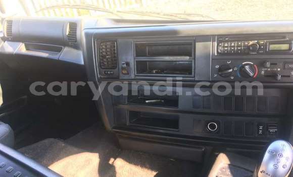 Acheter Occasion Utilitaire Hino Ranger Blanc à Lusaka, Zambie Acheter Occasion Utilitaire Hino Ranger Blanc à Lusaka, Zambie