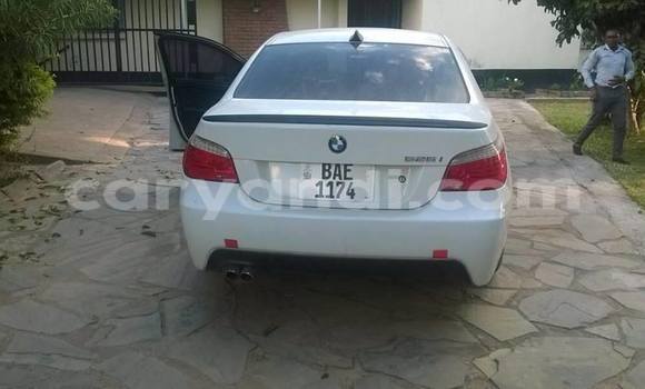 Nunua Ilio tumika BMW 3–Series Nyeupe Gari ndani ya Lusaka nchini Zambia Nunua Ilio tumika BMW 3–Series Nyeupe Gari ndani ya Lusaka nchini Zambia