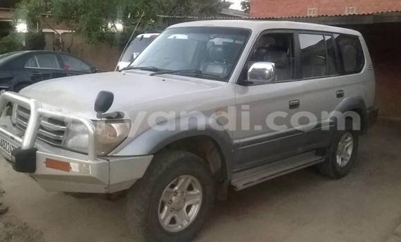 Nunua Ilio tumika Toyota Prado Fedha Gari ndani ya Lusaka nchini Zambia Nunua Ilio tumika Toyota Prado Fedha Gari ndani ya Lusaka nchini Zambia