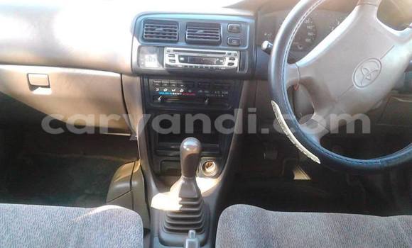 Nunua Ilio tumika Toyota Corolla Nyeupe Gari ndani ya Lusaka nchini Zambia Nunua Ilio tumika Toyota Corolla Nyeupe Gari ndani ya Lusaka nchini Zambia