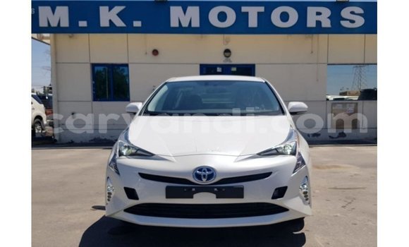 Nunua Imported Toyota Prius Nyeupe Gari ndani ya Import - Dubai nchini Zambia Nunua Imported Toyota Prius Nyeupe Gari ndani ya Import - Dubai nchini Zambia