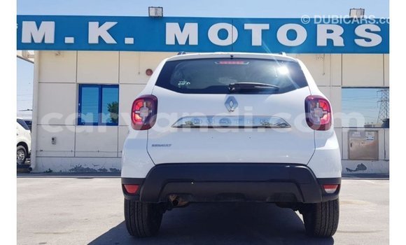 Tenga Imported Renault 19 Chena Mota in Import - Dubai in Zambia Tenga Imported Renault 19 Chena Mota in Import - Dubai in Zambia