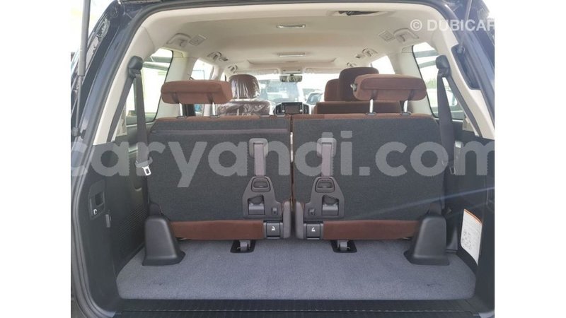 Big with watermark toyota land cruiser zambia import dubai 11384