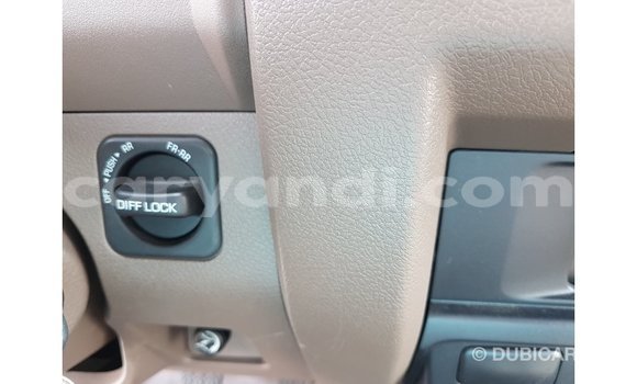 Buy Import Toyota Land Cruiser Beige Car in Import - Dubai in Zambia Buy Import Toyota Land Cruiser Beige Car in Import - Dubai in Zambia