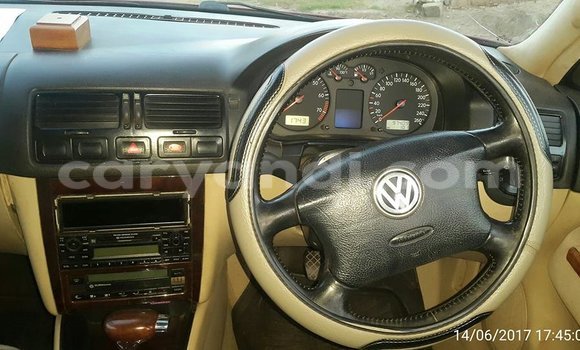 Tenga Tsaru Volkswagen Bora Tsvuku Mota in Lusaka in Zambia Tenga Tsaru Volkswagen Bora Tsvuku Mota in Lusaka in Zambia