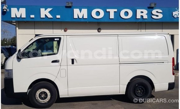 Acheter Import Voiture Toyota Hiace Blanc à Import - Dubai, Zambie Acheter Import Voiture Toyota Hiace Blanc à Import - Dubai, Zambie