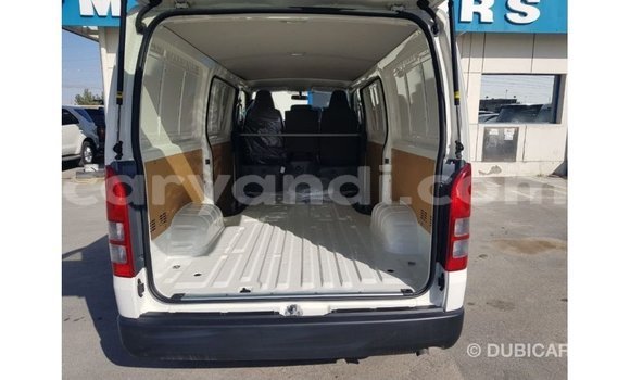 Acheter Import Voiture Toyota Hiace Blanc à Import - Dubai, Zambie Acheter Import Voiture Toyota Hiace Blanc à Import - Dubai, Zambie