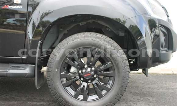 Nunua Ilio tumika Isuzu KB Nyeusi Gari ndani ya Lusaka nchini Zambia Nunua Ilio tumika Isuzu KB Nyeusi Gari ndani ya Lusaka nchini Zambia