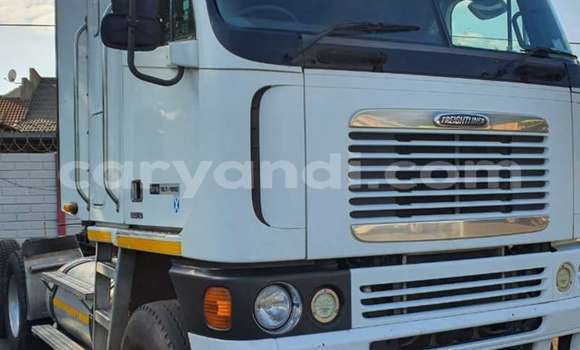 Buy Used Caterpillar 120 White Truck in Import - Dubai in Zambia