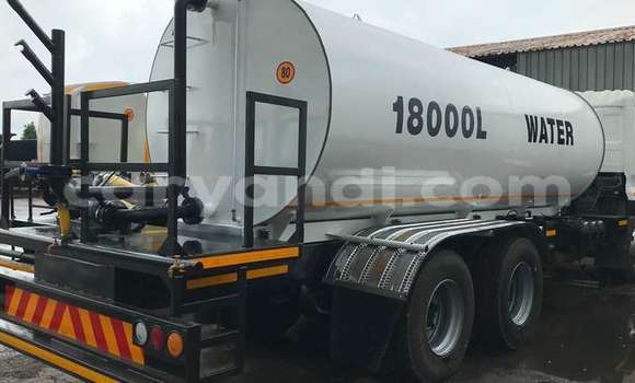 Buy Used Nissan UD White Truck in Chingola in Zambia Buy Used Nissan UD White Truck in Chingola in Zambia