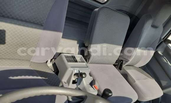 Buy Used Isuzu FTR 850 White Truck in Lusaka in Zambia Buy Used Isuzu FTR 850 White Truck in Lusaka in Zambia