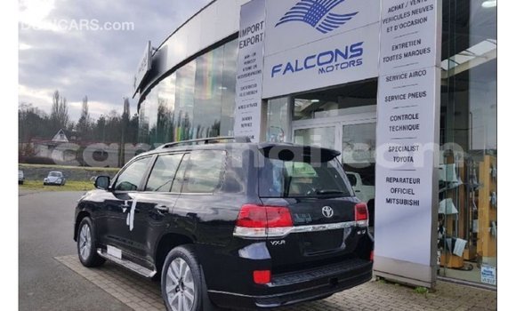 Acheter Import Voiture Toyota Land Cruiser Noir à Import - Dubai, Zambie Acheter Import Voiture Toyota Land Cruiser Noir à Import - Dubai, Zambie