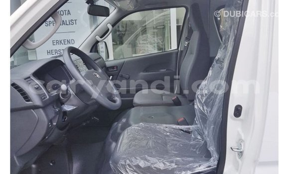 Acheter Import Voiture Toyota Hiace Blanc à Import - Dubai, Zambie Acheter Import Voiture Toyota Hiace Blanc à Import - Dubai, Zambie