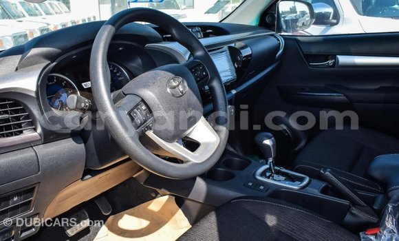 Acheter Import Voiture Toyota Hilux Autre à Import - Dubai, Zambie Acheter Import Voiture Toyota Hilux Autre à Import - Dubai, Zambie