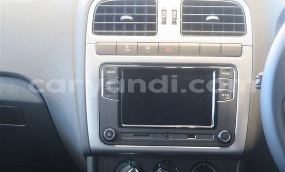 Acheter Occasion Voiture Volkswagen Polo Rouge à Lusaka, Zambie Acheter Occasion Voiture Volkswagen Polo Rouge à Lusaka, Zambie