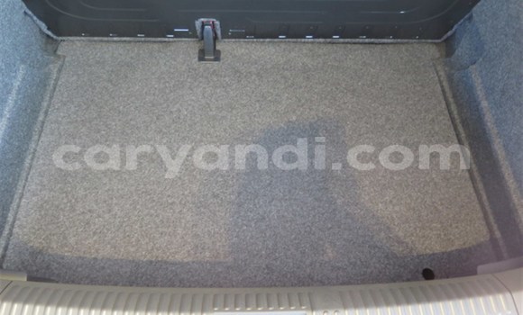 Acheter Occasion Voiture Volkswagen Polo Rouge à Lusaka, Zambie Acheter Occasion Voiture Volkswagen Polo Rouge à Lusaka, Zambie