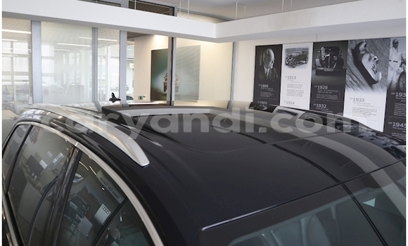 Tenga Tsaru Audi Q7 Nhema Mota in Lusaka in Zambia Tenga Tsaru Audi Q7 Nhema Mota in Lusaka in Zambia