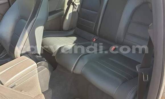 Acheter Occasion Voiture Mercedes‒Benz C–Class Gris à Chingola, Zambie Acheter Occasion Voiture Mercedes‒Benz C–Class Gris à Chingola, Zambie