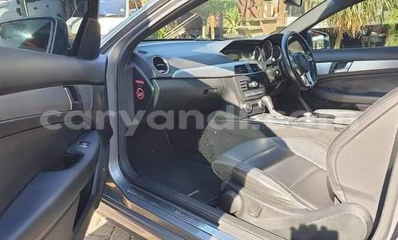 Acheter Occasion Voiture Mercedes‒Benz C–Class Gris à Chingola, Zambie Acheter Occasion Voiture Mercedes‒Benz C–Class Gris à Chingola, Zambie
