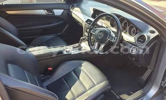 Acheter Occasion Voiture Mercedes‒Benz C–Class Gris à Chingola, Zambie Acheter Occasion Voiture Mercedes‒Benz C–Class Gris à Chingola, Zambie