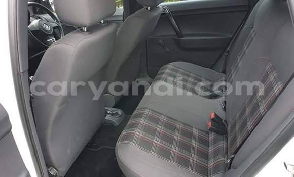 Acheter Occasion Voiture Volkswagen Polo Blanc à Lusaka, Zambie Acheter Occasion Voiture Volkswagen Polo Blanc à Lusaka, Zambie