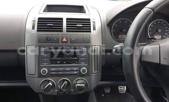 Acheter Occasion Voiture Volkswagen Polo Blanc à Lusaka, Zambie Acheter Occasion Voiture Volkswagen Polo Blanc à Lusaka, Zambie