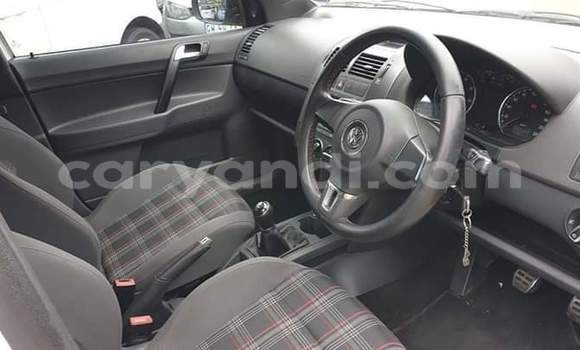 Acheter Occasion Voiture Volkswagen Polo Blanc à Lusaka, Zambie Acheter Occasion Voiture Volkswagen Polo Blanc à Lusaka, Zambie