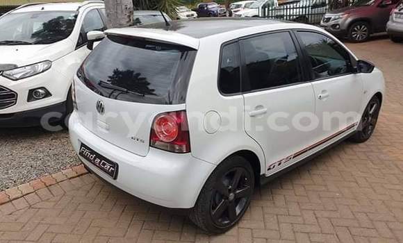 Acheter Occasion Voiture Volkswagen Polo Blanc à Lusaka, Zambie Acheter Occasion Voiture Volkswagen Polo Blanc à Lusaka, Zambie