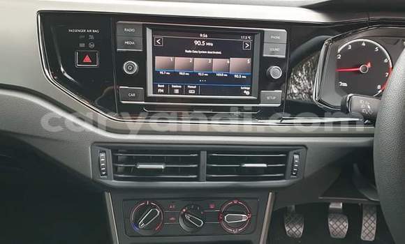 Acheter Occasion Voiture Volkswagen Polo Blanc à Lusaka, Zambie Acheter Occasion Voiture Volkswagen Polo Blanc à Lusaka, Zambie