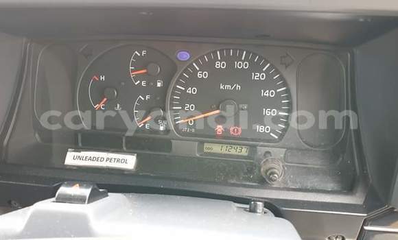 Acheter Occasion Voiture Toyota Land Cruiser Blanc à Lusaka, Zambie Acheter Occasion Voiture Toyota Land Cruiser Blanc à Lusaka, Zambie